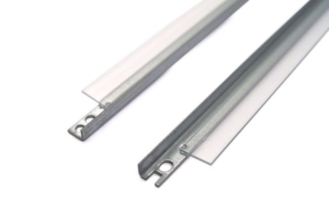 Дозирующее лезвие (DB) NVP для HP (20 шт) Q2612/2613/2624/5949/7553, C3906/4092/7115, CE505, CF280, EP27/FX-10 (LJ 1010/1018/1300/1150/1160/3390/1320/P2014/P2015/M2727/3100/2150/1100/3200/1200/3300/P2030/P2035/P2050/Pro M400/M401/M425) совместимое